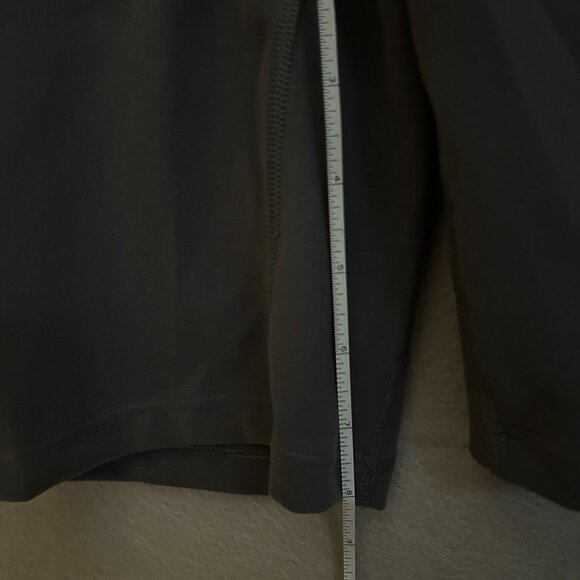 NWT UNDER ARMOUR WOMEN'S UA MOTION BIKE SHORTS - Size X SMALL/ GRAY - Picture 8 of 14